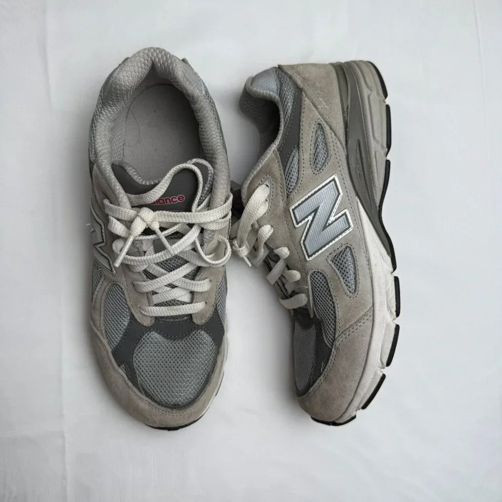 New Balance 990v5 Unisex Shoes Size 7 Gray Suede Mesh Upper Comfortable Sneakers